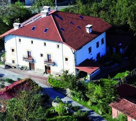 Apartamentos Rurales Rincon De Aiara Menagaray Luaran gambar